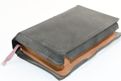 HOLY BIBLE Leather Cover International Series Self Pronouncing John Winston 1940-image
