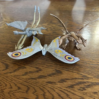 Mothra Mecha King Ghidorah Godzilla Figure Set Used Display Cases-image