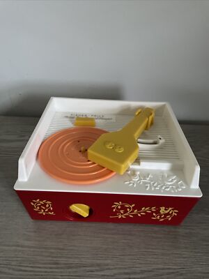 Fisher Price 2014 Music Box Record Player with 5 Discs. Pre-owned works-image