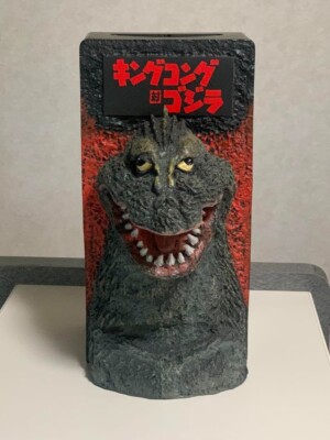 Godzilla ( 1962 ) BOX  Tissue Case  - King Kong vs. Godzilla-image