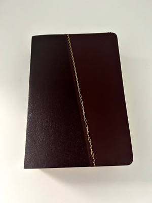 NKJV Study Bible Signature Series by Nelson  Burgundy Bonded Leather See Pics!-image