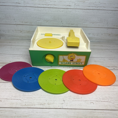Fisher Price Sesame Street Music Box Record Player With 5 Records 1984 WORKS!-image