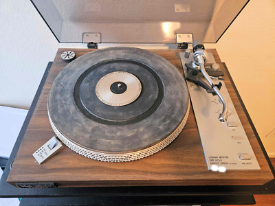 Vintage Fisher MT-6225 Studio Standard Turntable-image