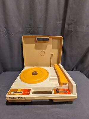 Vintage Fisher-Price Child's Record Player #825 1978 USA 45 & 33 RPM 13