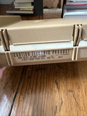 Vintage 1978 Fisher-Price Music Box Record Player – Classic Toy Turntable  Item-image