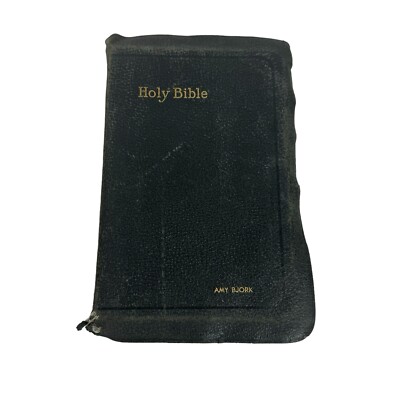 Holy Bible KJV International Series Self-Pronouncing Indexed-image