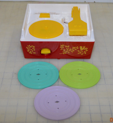 2014 Fisher Price Music Box Record Player 3 Records Reproduction Classic Toy-image