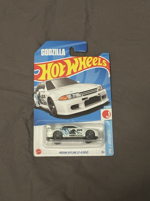 Hot Wheels Nissan Skyline GT-R R32 2023 N case HW J-Imports White Godzilla-image