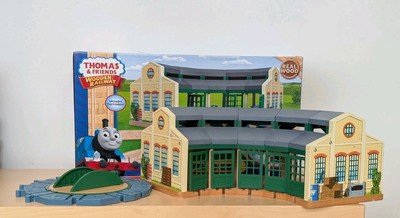 Fisher Price Thomas & Friends TIDMOUTH SHEDS & Turntable Wooden Railway 2012-image