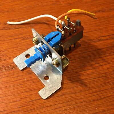 Fisher MT-640 Turntable Parts - Switch-image