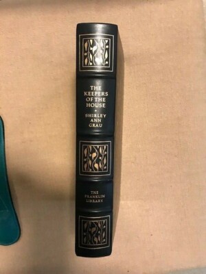 Shirley Ann Grau. The Keepers of the House. [Franklin Library/Pulitzer Series]-image