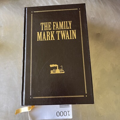 The Family Mark Twain Barnes & Noble Bounded Leather-image