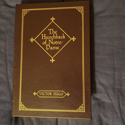 THE HUNCHBACK OF NOTRE-DAME Victor Hugo HC 1996 Barnes & Noble Leatherbound-image
