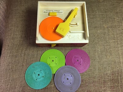 1971 Fisher Price”Music Box Kids Record Player” #995~ 5 Original Records Vintage-image