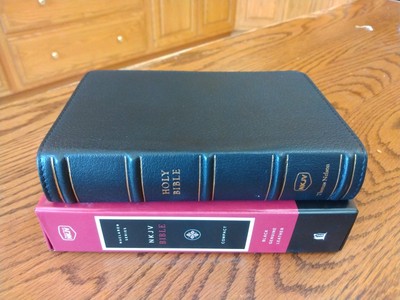 NKJV Compact Bible, Maclaren Series, Genuine Leather, Black, Comfort Print-image