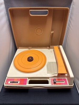 1978 Fisher Price Record Player Model 825 Tested - Works Great -image