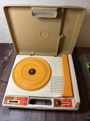 Vintage 1978 Fisher-Price 825 Phonograph Turntable Record Player  with needle.-image