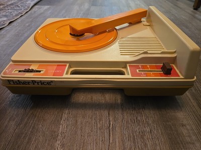 Vintage 1978 Fisher Price Phonograph Portable Record Player 33 & 45 RPM #825-image